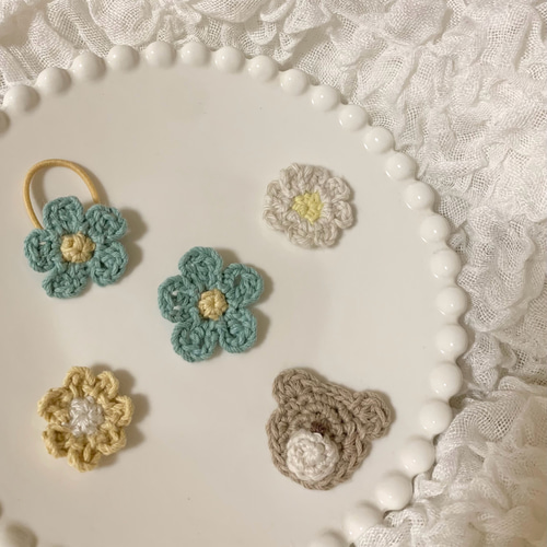 ⓝⓔⓦ【お花付きりんご】ベビーヘアクリップ キッズヘアクリップ