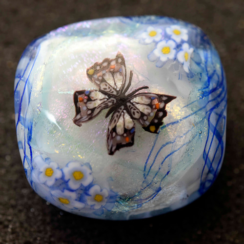 帯留め  ガラス工芸家の創作した一点物 トンボ玉 トンボ玉 (家庭ガラス工房) | 小暮 紀一 |本 | 通販 | Amazon