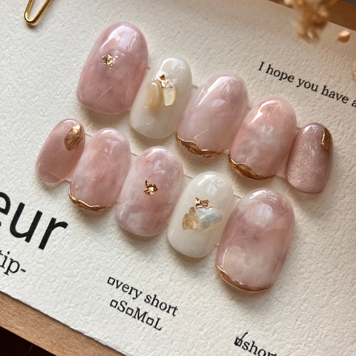 淡色ネイル 透け感ネイル ピンクネイル ニュアンスネイル もやもや