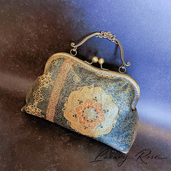 柄変わり1点物希少な箔加工♡格の高い濃密刺繍の最高級西陣帯地！上品なグレーグリーン系高級フォーマルバッグパーティーバッグ 1枚目の画像