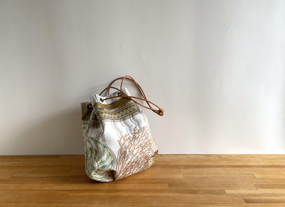 am423 驚異の部屋のBAG Cデザイン 