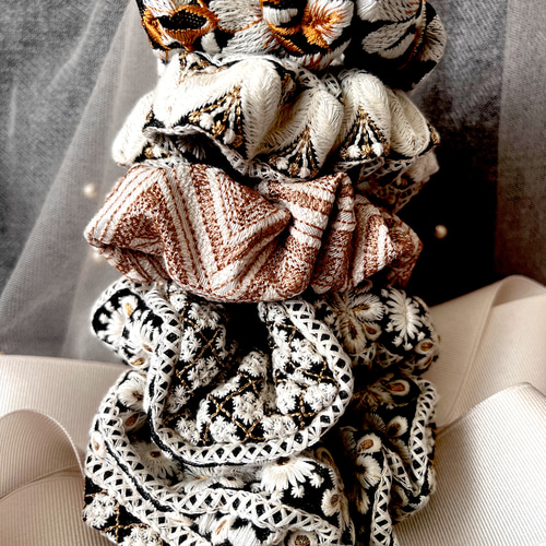 インド刺繍リボンシュシュ シュシュ Colza 通販 17981495｜Creema