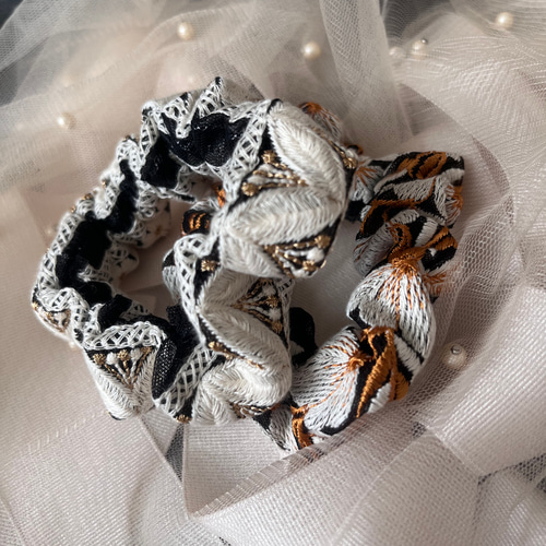 インド刺繍リボンシュシュ シュシュ Colza 通販 17981495｜Creema