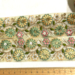 インド刺繍リボン　グリーンマム 2枚目の画像