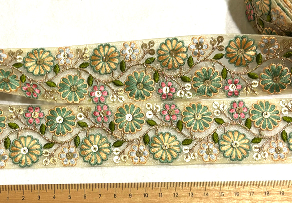 インド刺繍リボン　グリーンマム 2枚目の画像