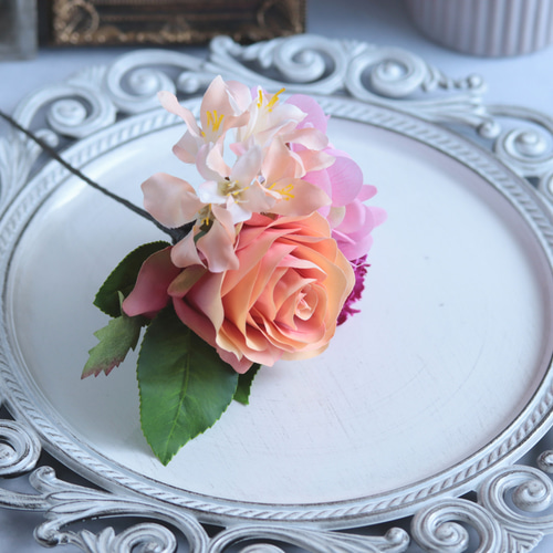 ピーチオレンジの薔薇とカーネーションの花束風のフローレス