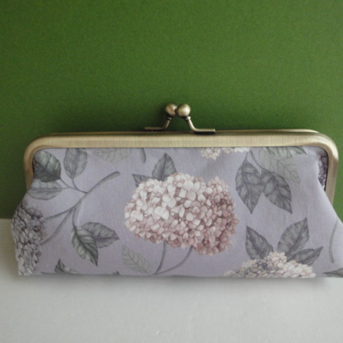 あじさい柄のがま口ポーチ☆リバティ「サフォーク・プライズ」☆ペン  