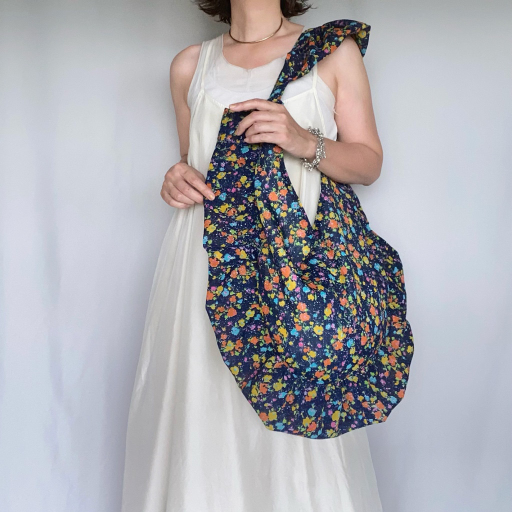 flower frill shoulder bag （navy) 12,012円