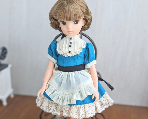 492.イチゴ柄のクラシカルワンピース・黒 ※復刻版初代リカちゃん 20aa1bc986c20d20e15611960af3bd