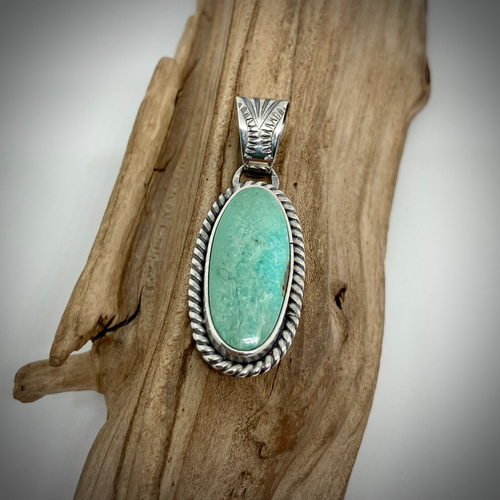 パイロットマウンテンターコイズ