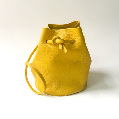 本革巾着トートバッグ〜イエロー〜 トートバッグ Malinang 通販