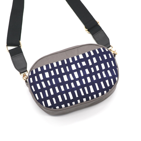 ハンドメイドミナペルホネン大きなサイズのクロワッサンショルダー