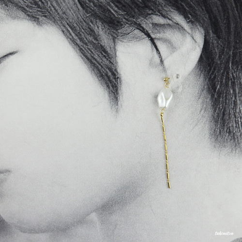 樹脂バロックパール／デザインボールチェーン イヤリング  