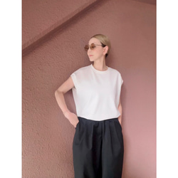 有 2 種顏色和 3 種尺寸可供選擇❤️ 耐老化❤️ 適合成人的精緻上衣❤️ 三維剪裁，從各個方向呈現柔軟、美麗的輪廓 第6張的照片