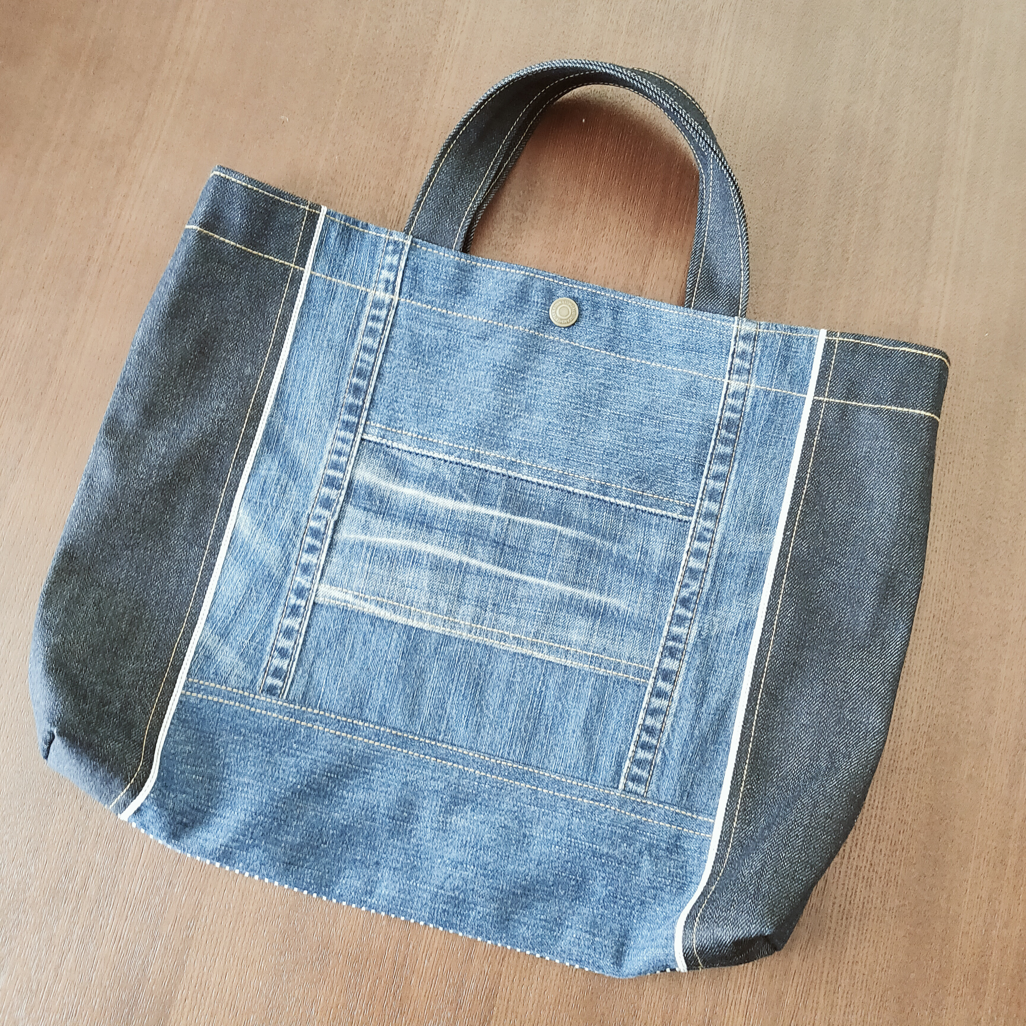 ㊷ トートバッグ ☆ リメイク　岡山デニム　ヒッコリー　ハンドバッグ　セルビッチ　赤耳