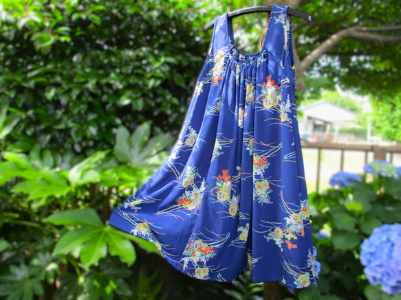 和の布創作服> 小紋の着物地から作ったギャザーワンピース 絹 和の布創作服> 小紋の着物地から作ったギャザーワンピース 絹