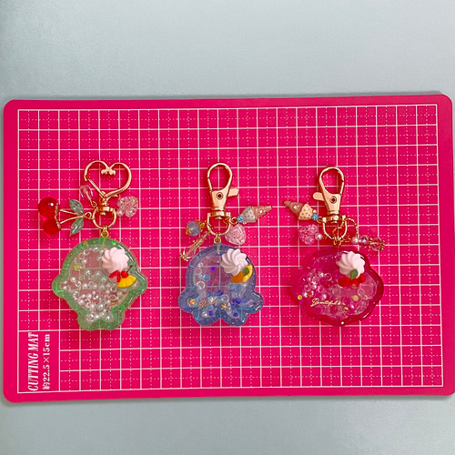 海の仲間たち いちごかき氷風貝殻さん レジンシェイカー 海の仲間たち いちごかき氷風貝殻さん レジンシェイカー