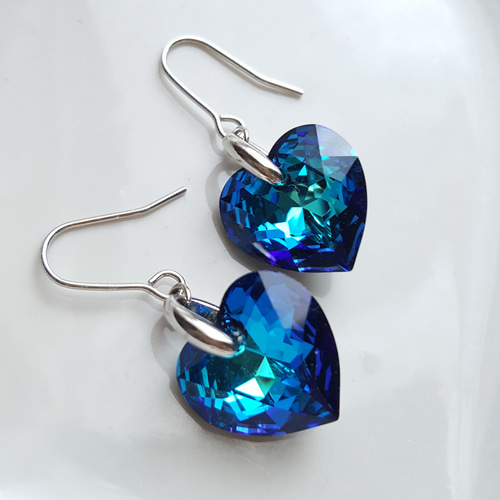 1.4cmブルーハートピアス/イヤリング ピアス（フック・チェーン） la