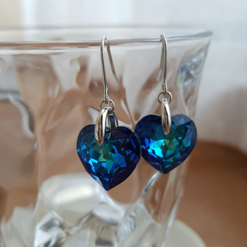 N 22パープルブルーフローライト9mm一粒ピアス/イヤリング