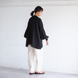 「オールシーズンOK」ラグランスリーブブラウス ブラック(長袖シャツ) 9枚目の画像