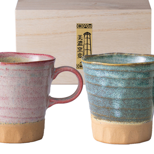 美濃焼の陶片コレクション 三箱 2025年美濃焼新作展「奨励賞」を頂きました。 昨年は、準グランプリを