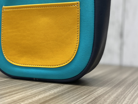 カラフルトートS　本革　ターコイズ／ネイビー／イエロー　３色 6枚目の画像