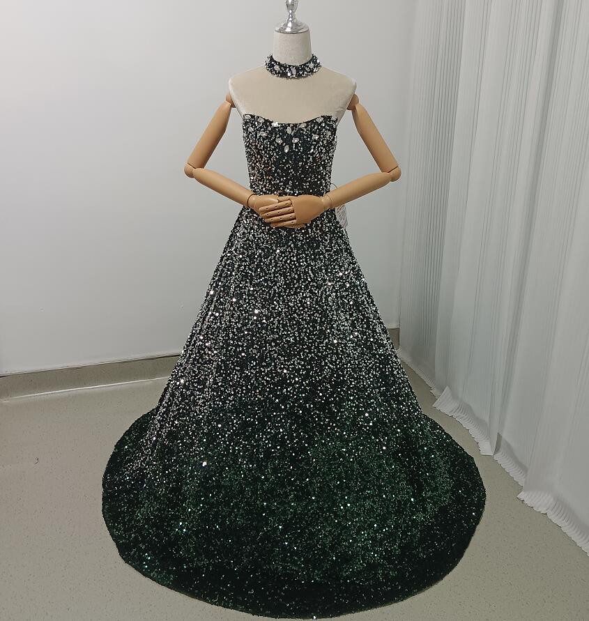 送料無料！カラードレス 深めな緑 グラデーションドレス キラキラスパンコール デザイン感 大人っぽい 演奏会/音楽会