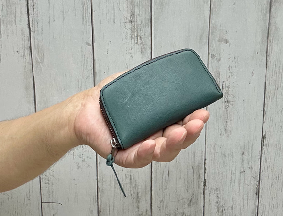 ラウンド型　コンパクトウォレット　本革　インディゴ 1枚目の画像