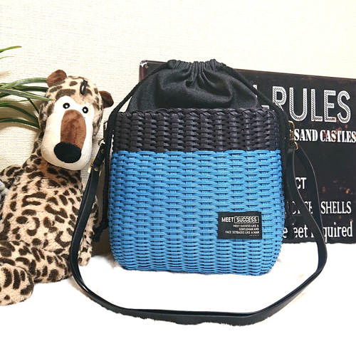 再)クラフトバンド＊かごバッグショルダーM/ブルー×ブラック かご