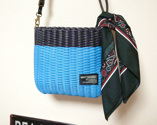 クラフトバンド　バッグ　　　ハンドメイド　ショルダー fb02b9bc196377ebeedab1d9e7d69a