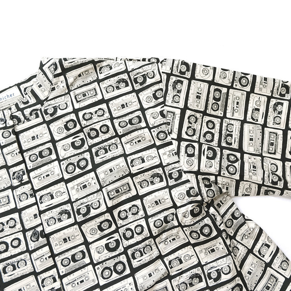 40ブロード cassettetapeプリント バックフレア ブラウス denicher D243206 デニシェ ブラウス denicher デニシェ