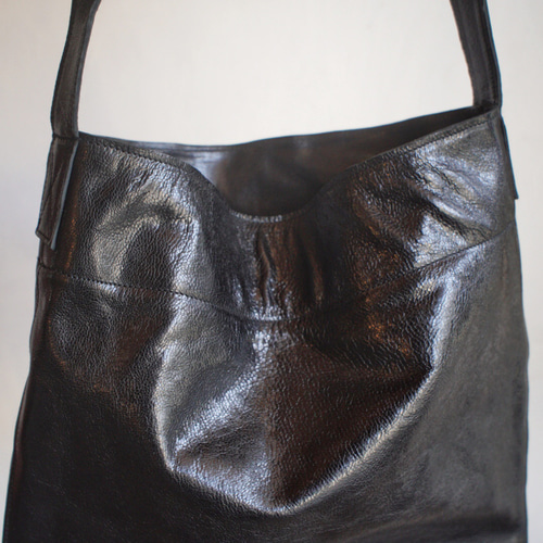 レザーワンハンドルバッグ (黒) ショルダーバッグ ハンドバッグ 牛革