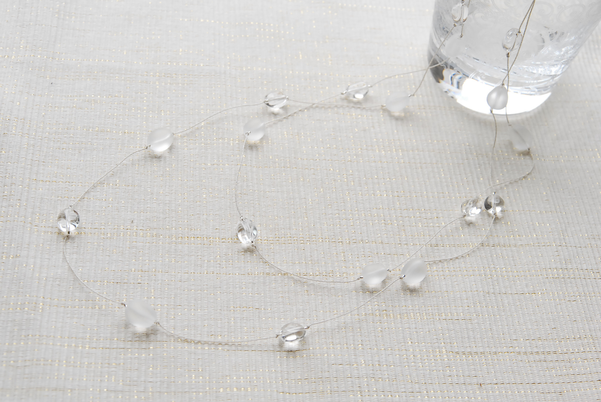 ２種の水晶とシルバーコードのネックレス