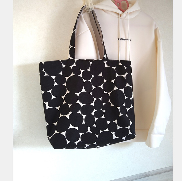 リバーシブルトートバッグ♪石ころドット モノトーン＆ダンガリー  