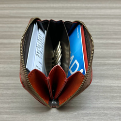 ラウンド型　コンパクトウォレット　本革　赤 2枚目の画像