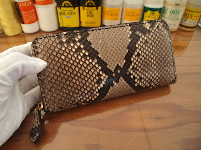 【オーダー】ダイヤモンドパイソンを使った全面パイソン張りのラウンドファスナー長財布