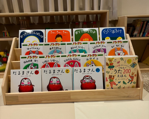 ー品販売  絵本棚 上段のみ 本棚・絵本棚・マガジンラック 木工製作所 本棚・本収納