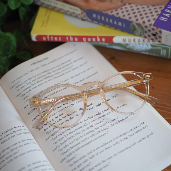 在庫限り販売終了】TR樹脂ラウンドフレーム｜クリアベージュ メガネ 杏