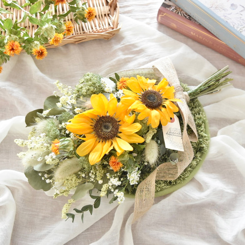 ひまわりスワッグ₊⁎₊⁎サマースワッグ＊natural dry flower〜2024  