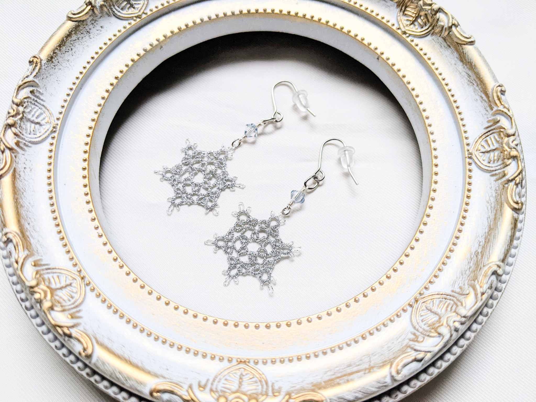 フルール　ド　ネージュ（雪の結晶のピアス）