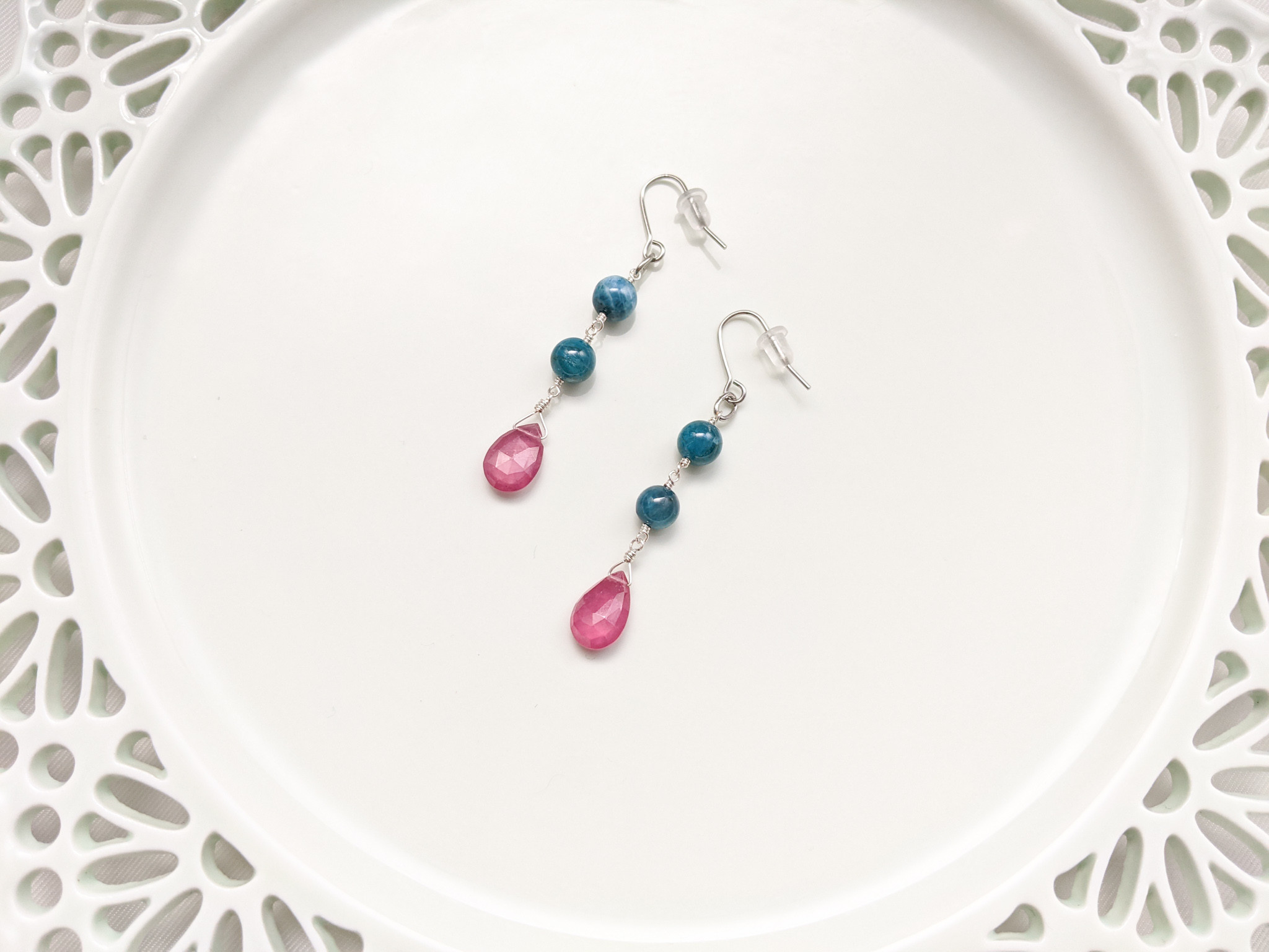 アパタイトとピンクサファイアのピアス