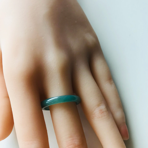 R58-003］翡翠くりぬきリング天然石一点物グアテマラ産18号