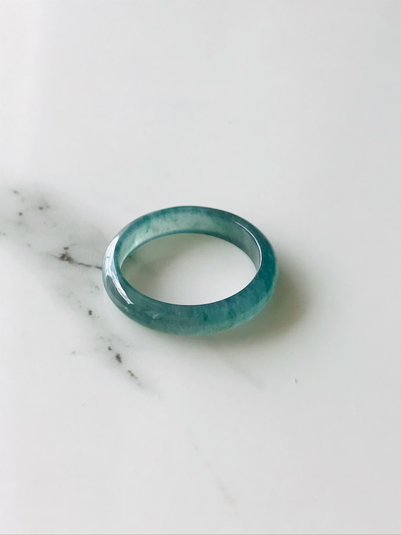 R15-014］ ジェイド JADE ヒスイ 本翡翠 くりぬき リング 天然石 一点