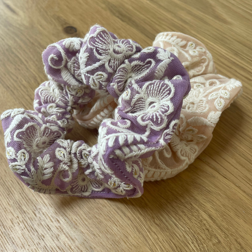 ハンドメイドシュシュM-4015♡桜ジョーゼット♡インド刺繍リボン付♡ ハンドメイドシュシュM-4015♡桜ジョーゼット♡インド刺繍リボン付