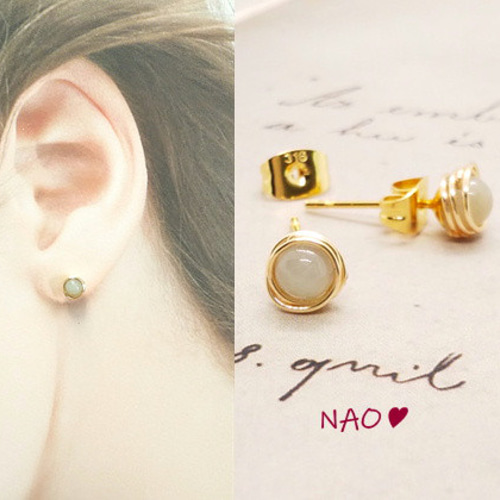 翡翠（ジェダイド）（天然石）のシンプルワイヤーピアス(サージカル 