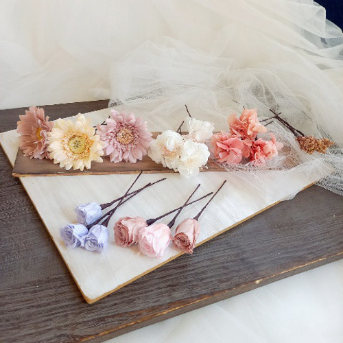 ガーベラピンク　リースブーケ　ブートニアセット ピンクラベンダーのナチュラルリースブーケ＆ヘッドドレス