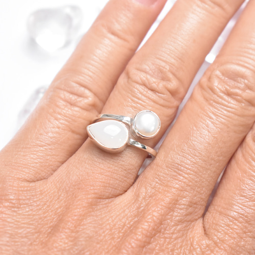 ムーンストーンハンドメイドシルバーリング