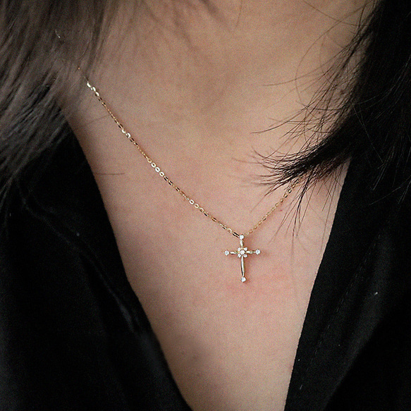 十字架の花の優しい雰囲気 S 925純銀ネックレス キラキラダイヤモンド