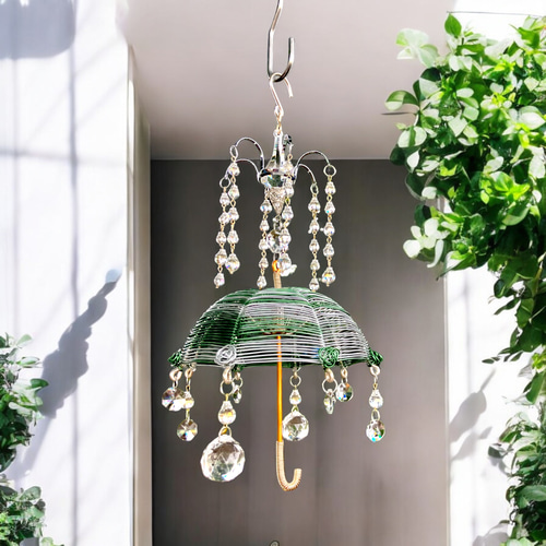 キラキラ癒しの雨と傘のシャンデリアサンキャッチャー サン