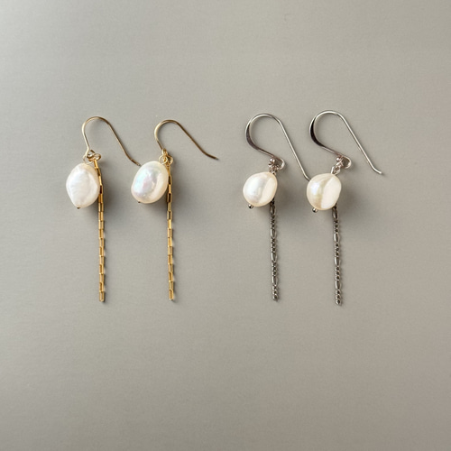 328 チェーン　コットンパール　ピアス　ハンドメイド　結婚式 アシンメトリー] コットンパール ＊ フラワーモチーフ ピアス